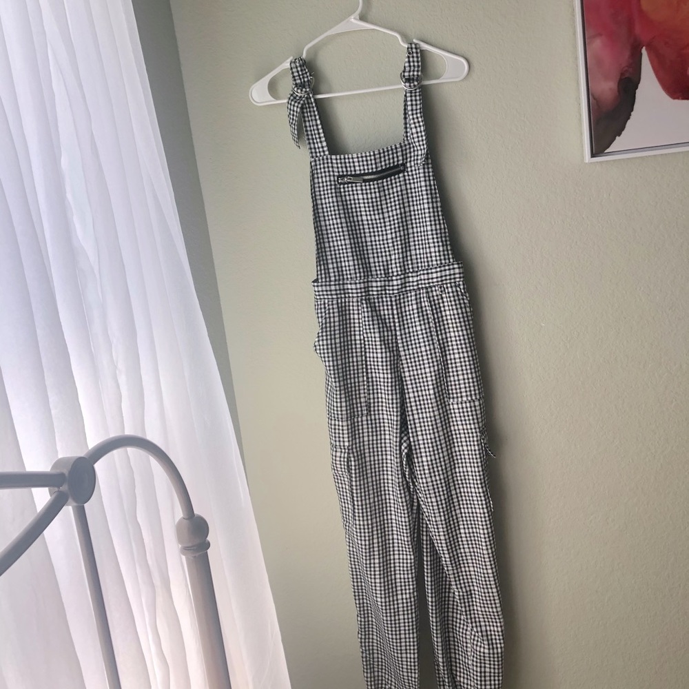 Small Rue 21 plaid overalls